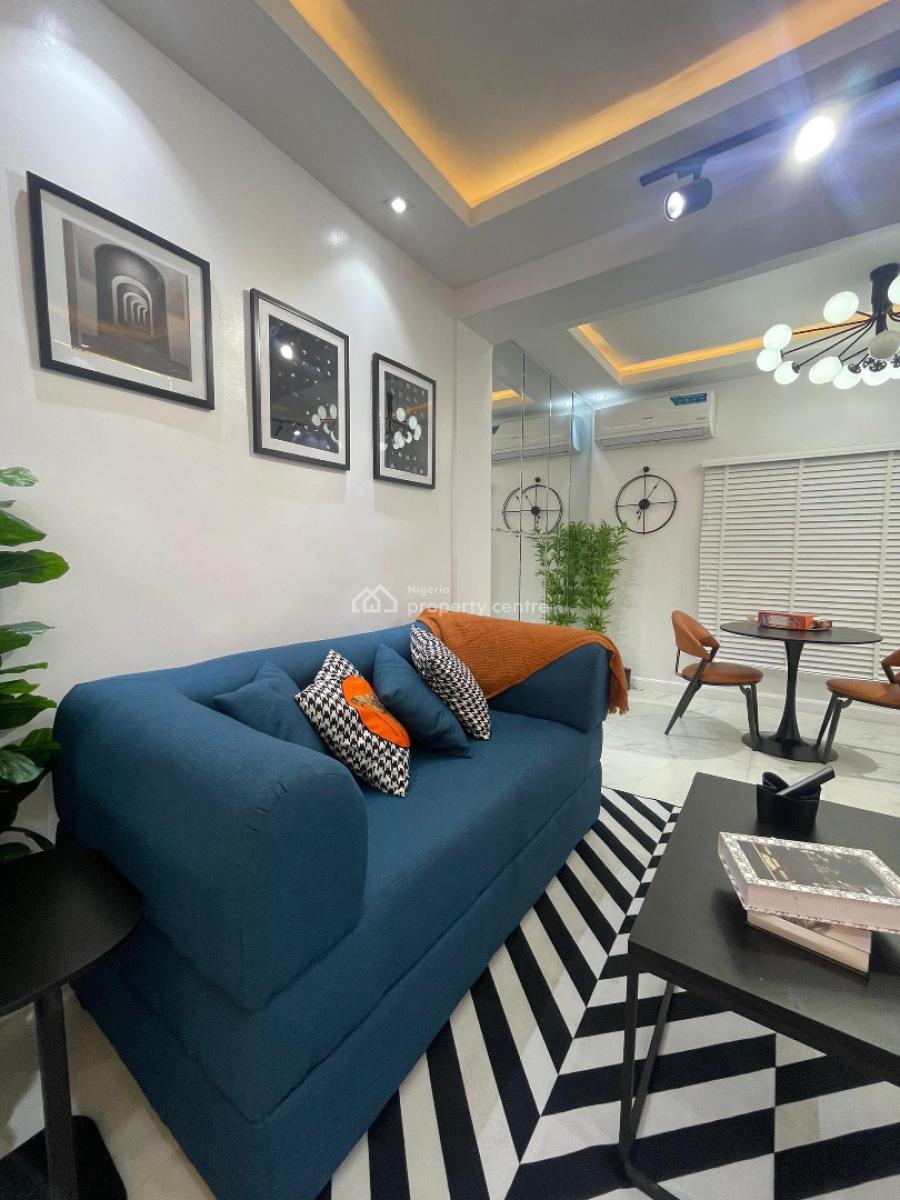 1 Bedroom Apartment with Snooker  Board, Ps5 & Tennis, Lekki Phase 1, Lekki, Lagos, Flat / Apartment Short Let
