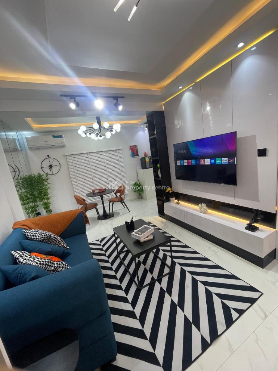 1 Bedroom Apartment with Snooker  Board, Ps5 & Tennis, Lekki Phase 1, Lekki, Lagos, Flat / Apartment Short Let