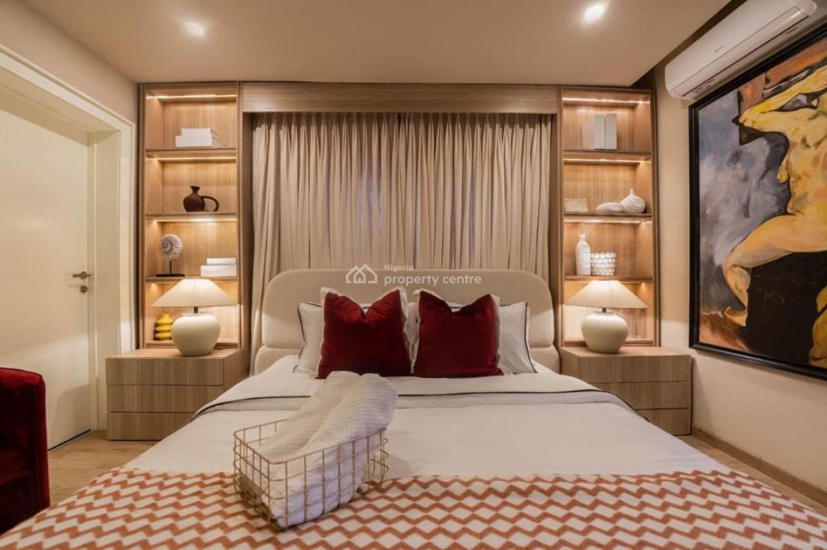 Studio Apartment with Snooker  Board,ps5 & Tennis, Lekki Phase 1, Lekki, Lagos, Flat / Apartment Short Let