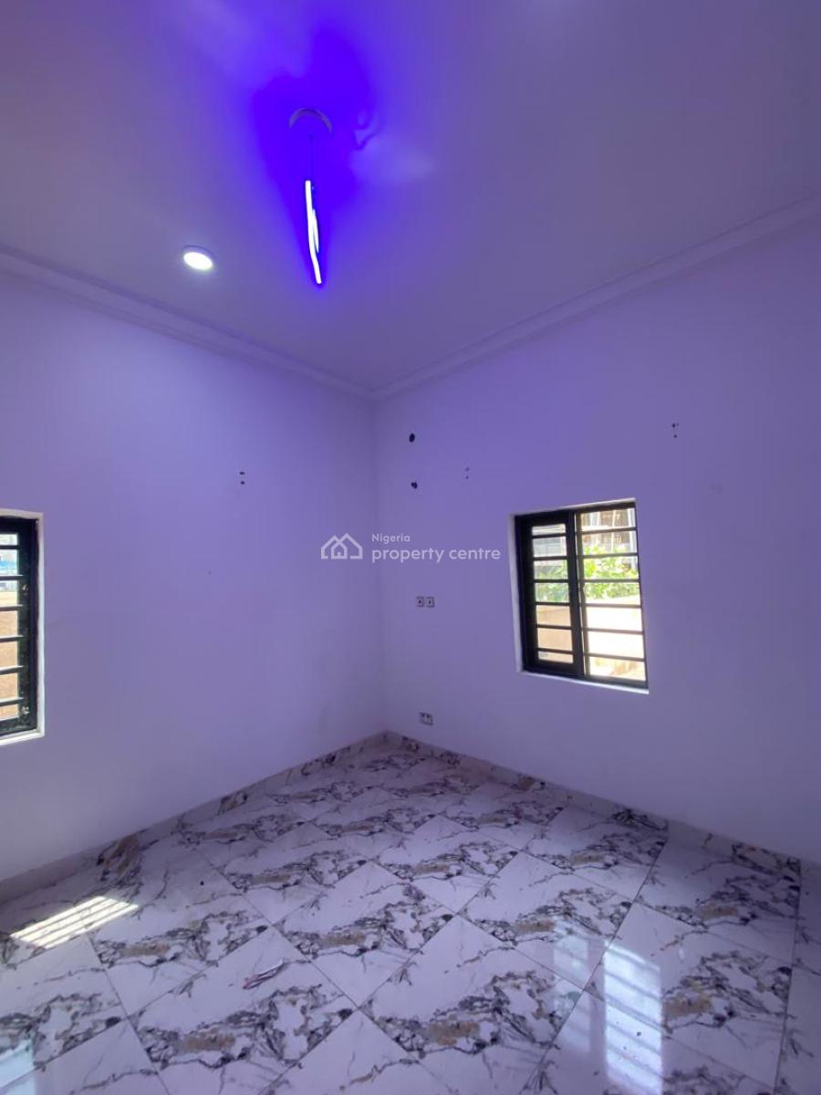 Neatly Used 2bedroom Flat, Treasure Estate/hopeville, Sky Lane, Ajah, Lagos, Flat / Apartment for Rent