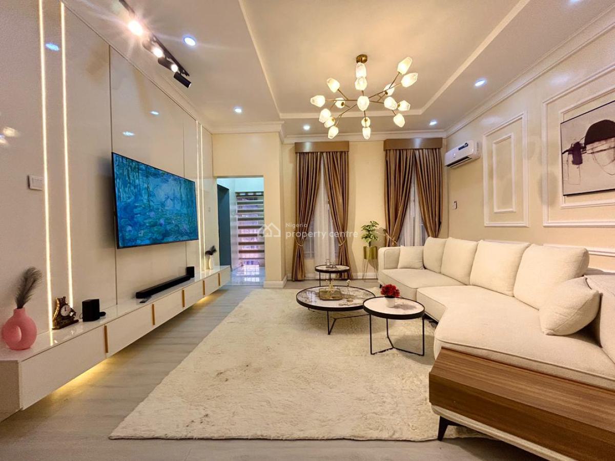 1 Bedroom Apartment with Snooker Board, Ps5 & Tennis, Lekki Phase 1, Lekki, Lagos, Flat / Apartment Short Let