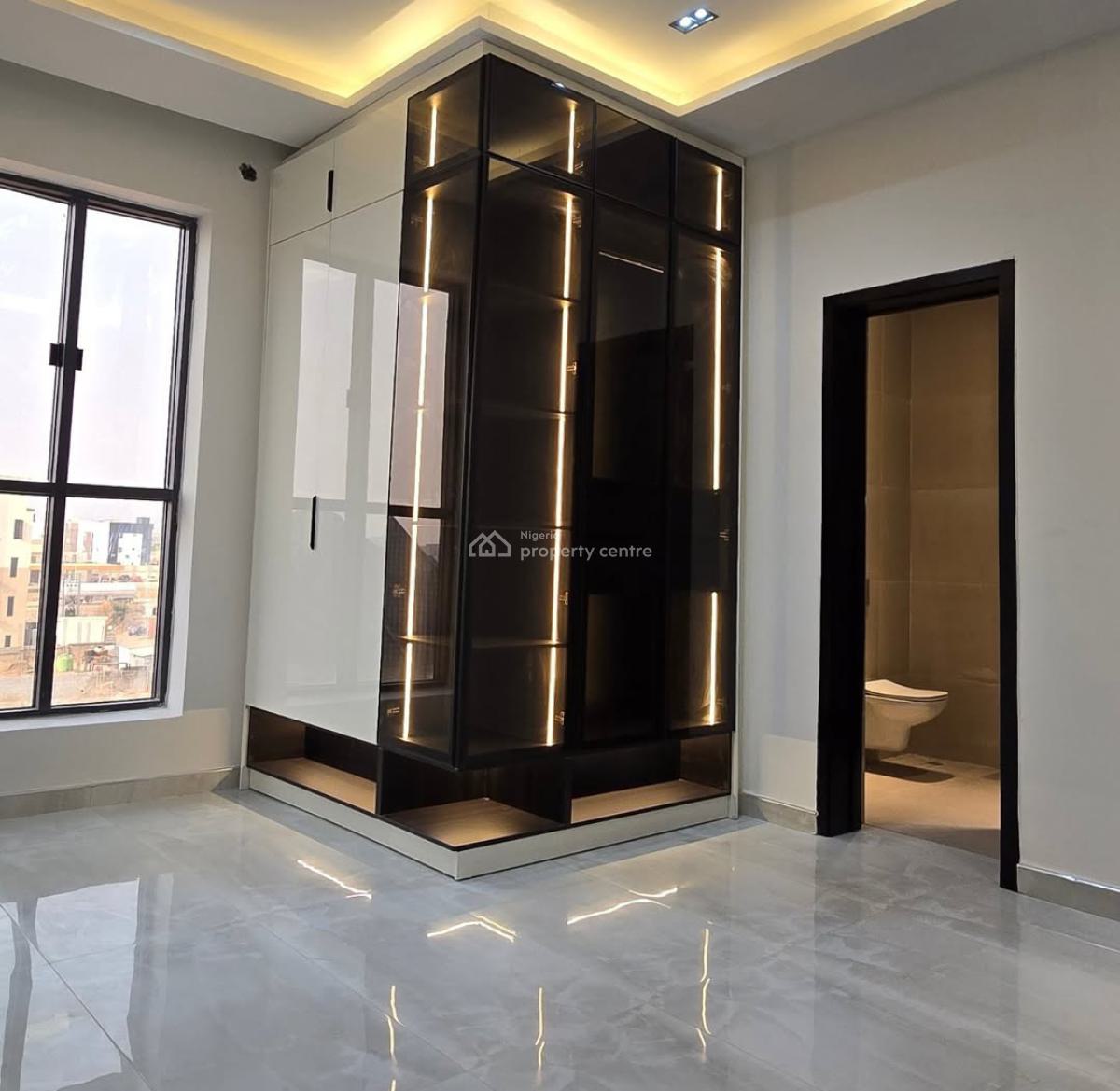 Smart 4 Bedrooms Maisonette, By Kia School, Wuye, Abuja, Block of Flats for Sale