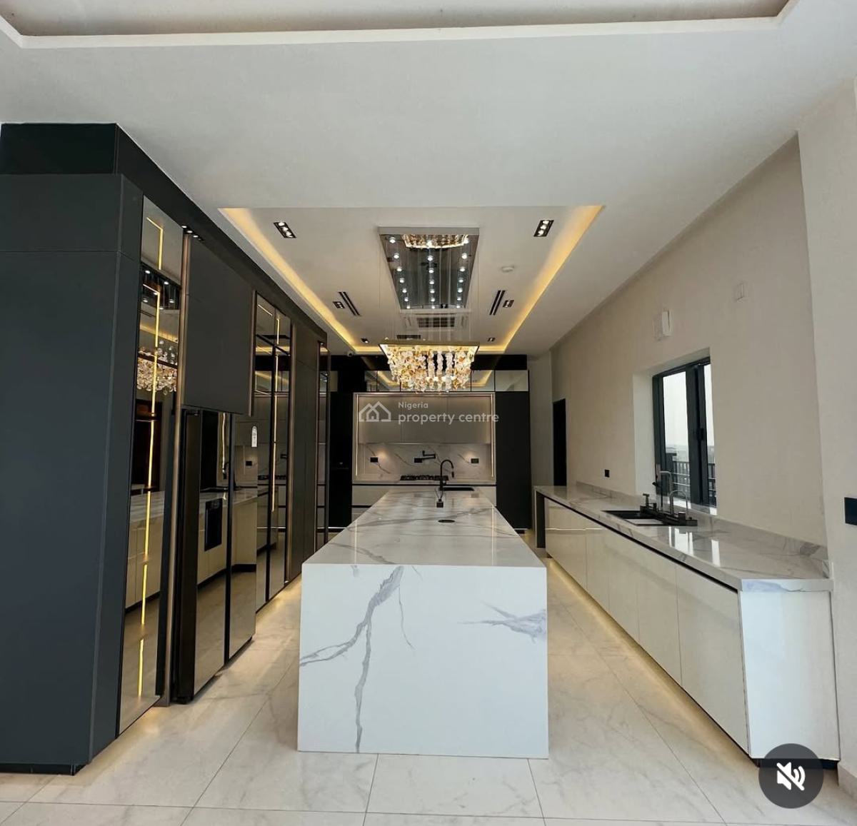 Smart 4 Bedrooms Maisonette, By Kia School, Wuye, Abuja, Block of Flats for Sale