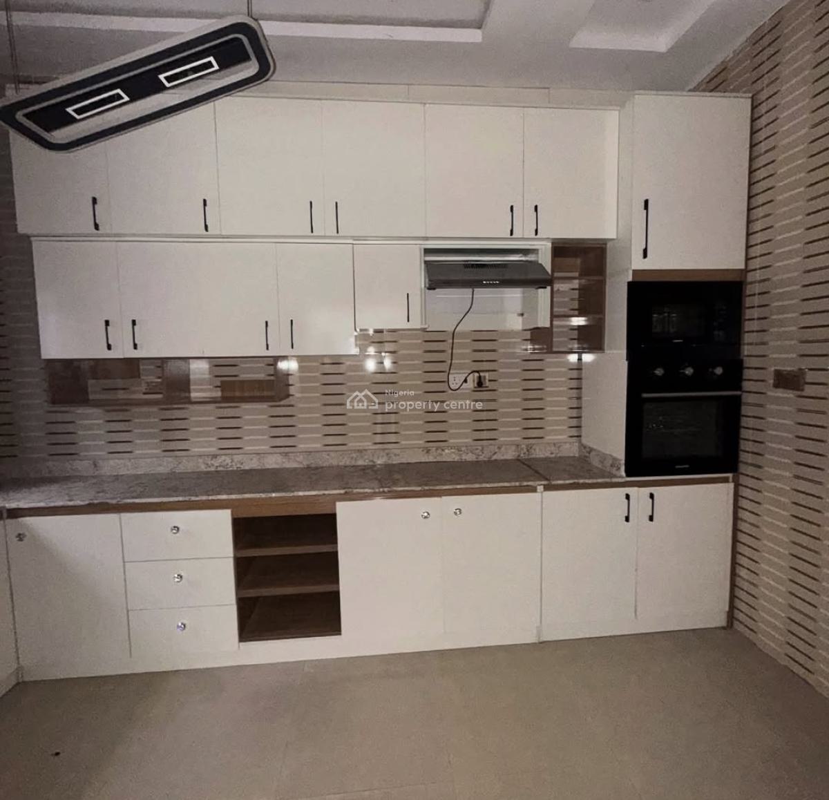 4 Bedrooms Terraced Duplex with. Bq, Jahi, Abuja, Terraced Duplex for Sale