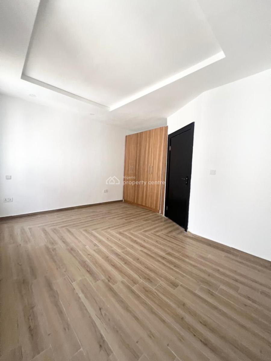 Spacious Elegant 4bedroom Terrace with Pool & Gym in a Secured Estate, Ikate, Lekki, Lagos, Terraced Duplex for Sale