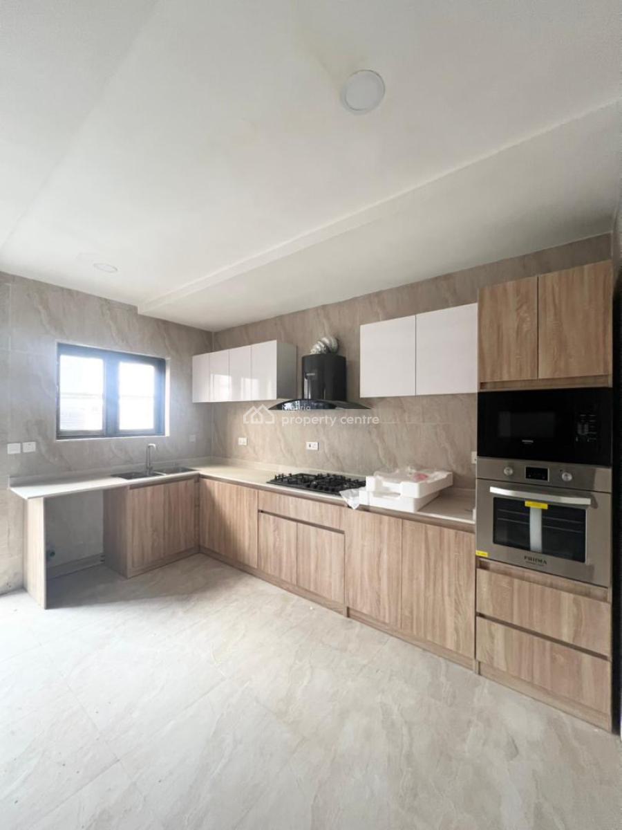 Spacious Elegant 4bedroom Terrace with Pool & Gym in a Secured Estate, Ikate, Lekki, Lagos, Terraced Duplex for Sale