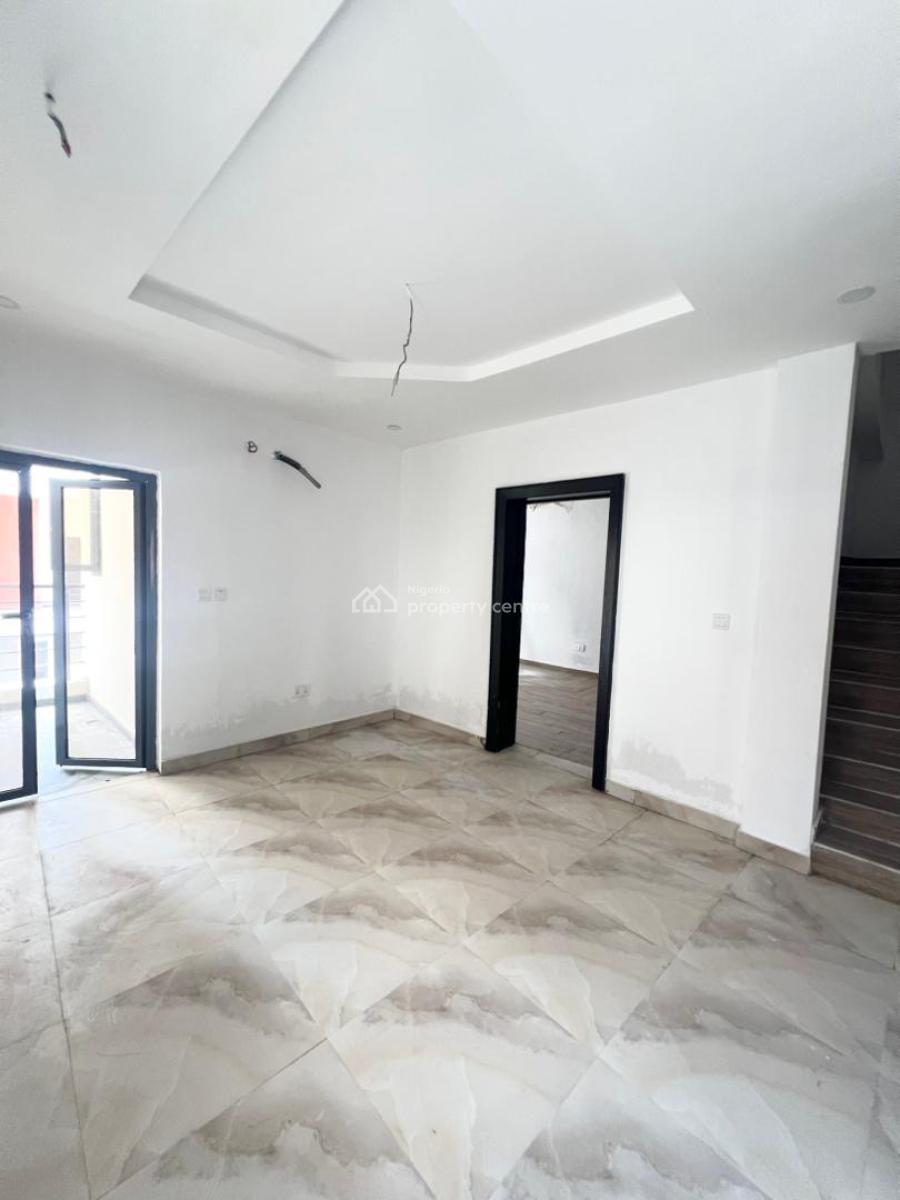 Spacious Elegant 4bedroom Terrace with Pool & Gym in a Secured Estate, Ikate, Lekki, Lagos, Terraced Duplex for Sale