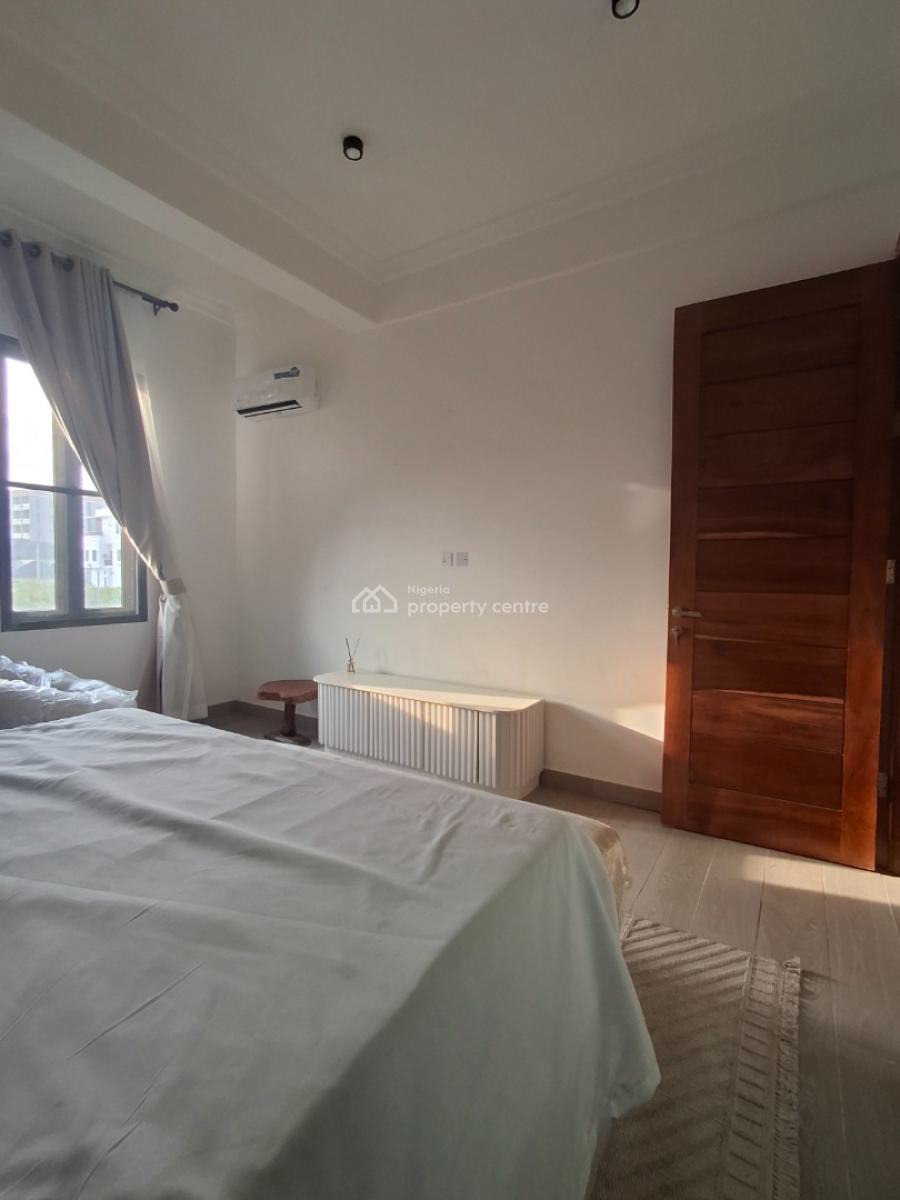 Well Finished 3 Bedroom Apartment with Bq, Ikate, Lekki, Lagos, Block of Flats for Sale