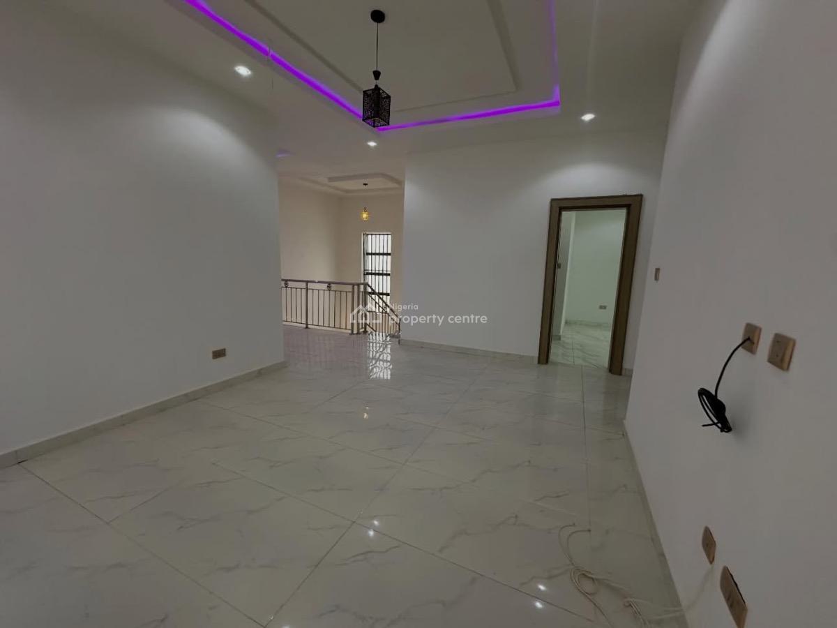 Elegant 4bedroom Detached Duplex with a Bq, Guzape District, Abuja, Detached Duplex for Sale