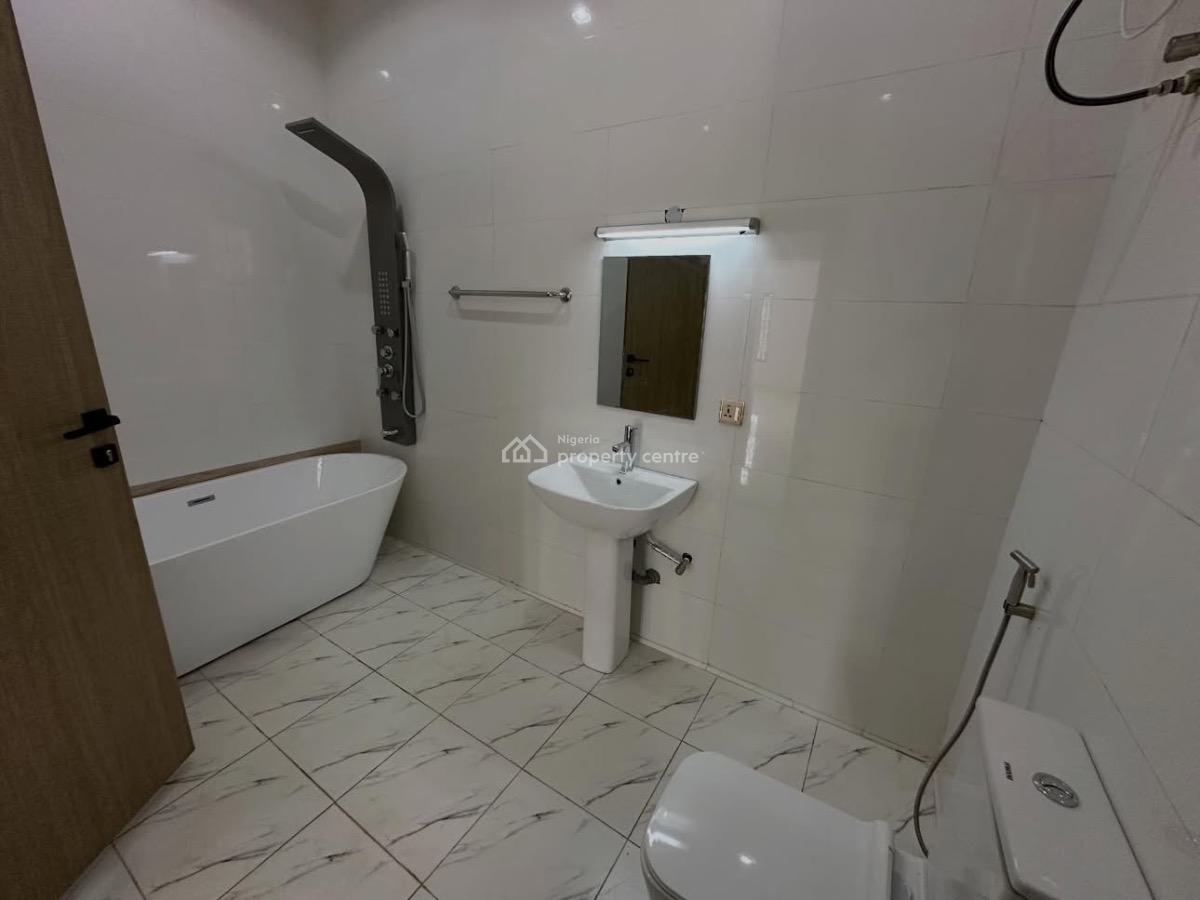 Elegant 4bedroom Detached Duplex with a Bq, Guzape District, Abuja, Detached Duplex for Sale