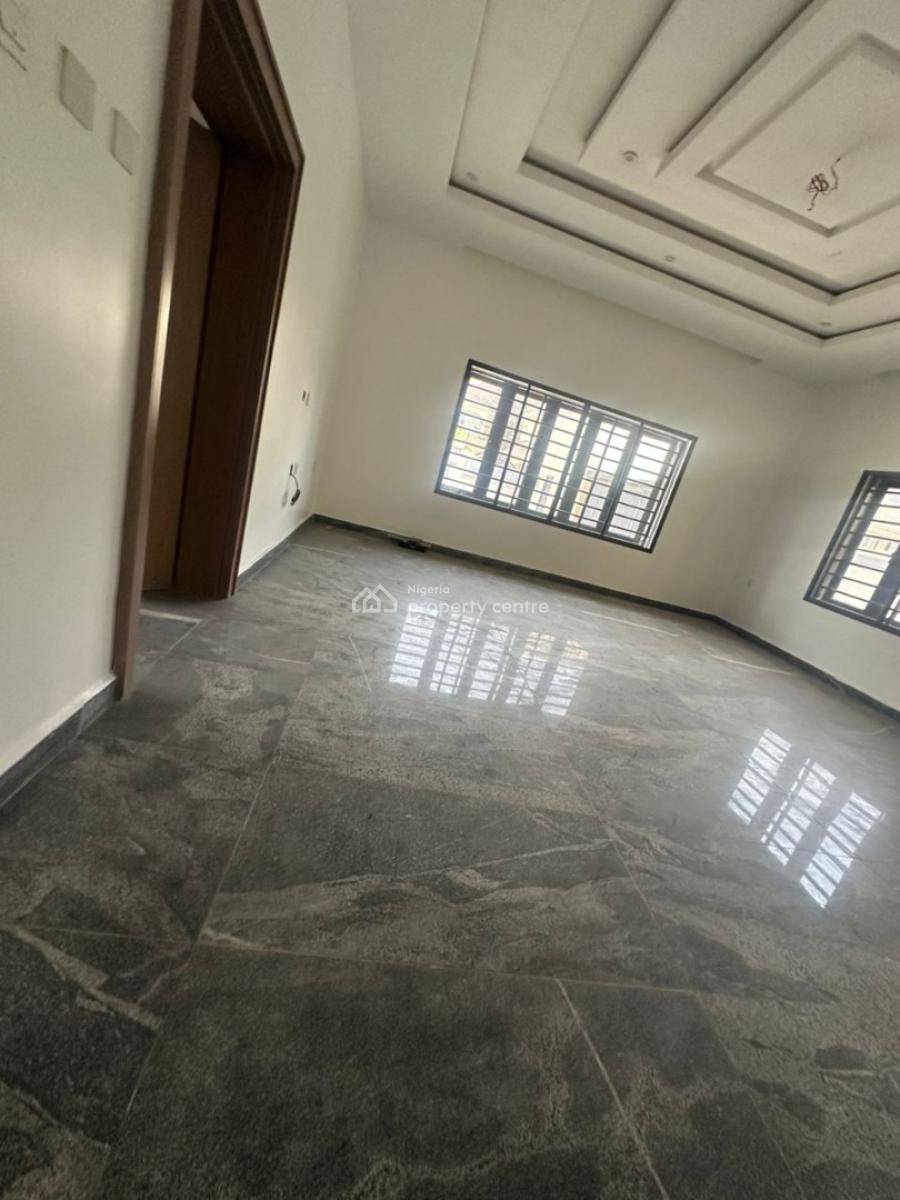 6 Bedrooms Standalone Mansion, Tarred Road, Guzape District, Abuja, Detached Duplex for Rent