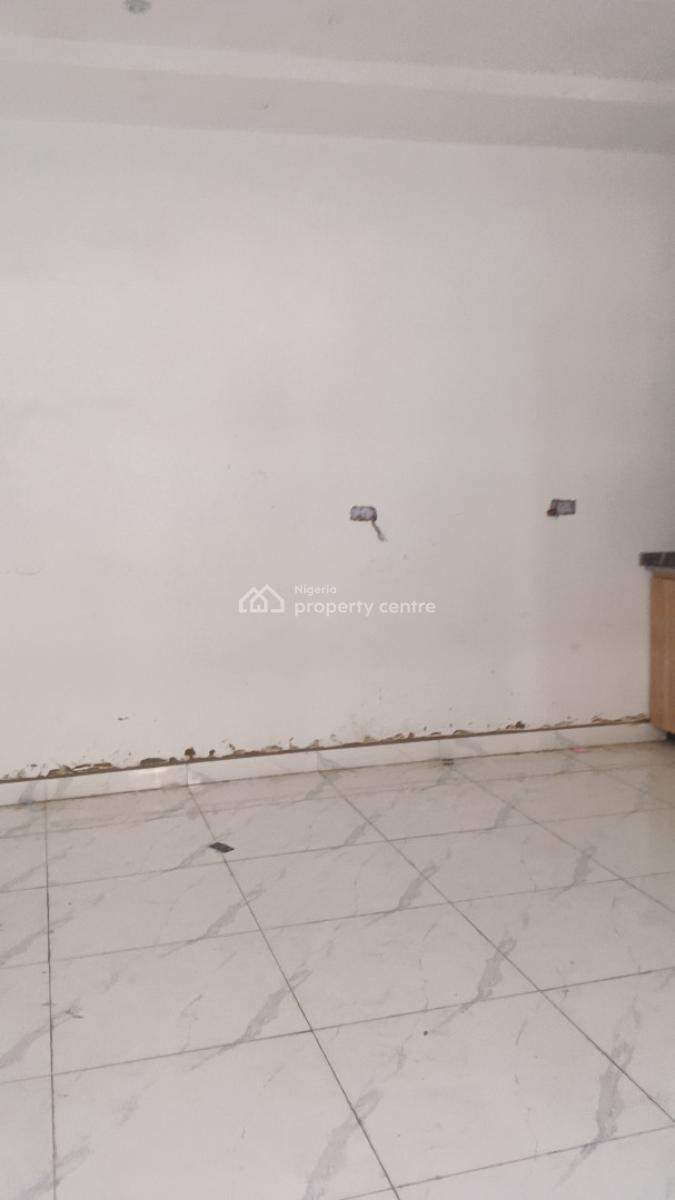30sqm Open Plan Office Space Available, Montgomery Road, Yaba, Lagos, Office Space for Rent