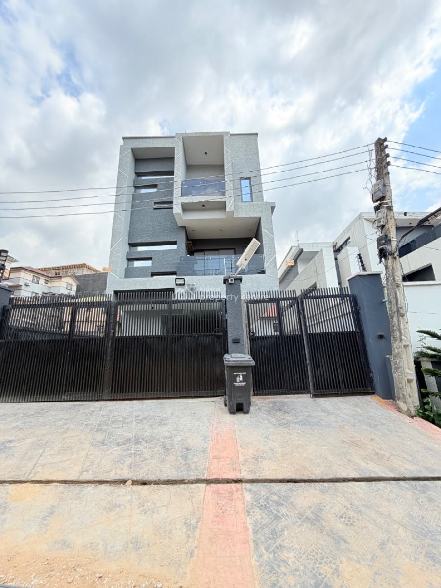 Fairly Used 4 Bedroom Semi Detached Duplex, Extension, Omole Phase 2, Ikeja, Lagos, Semi-detached Duplex for Sale