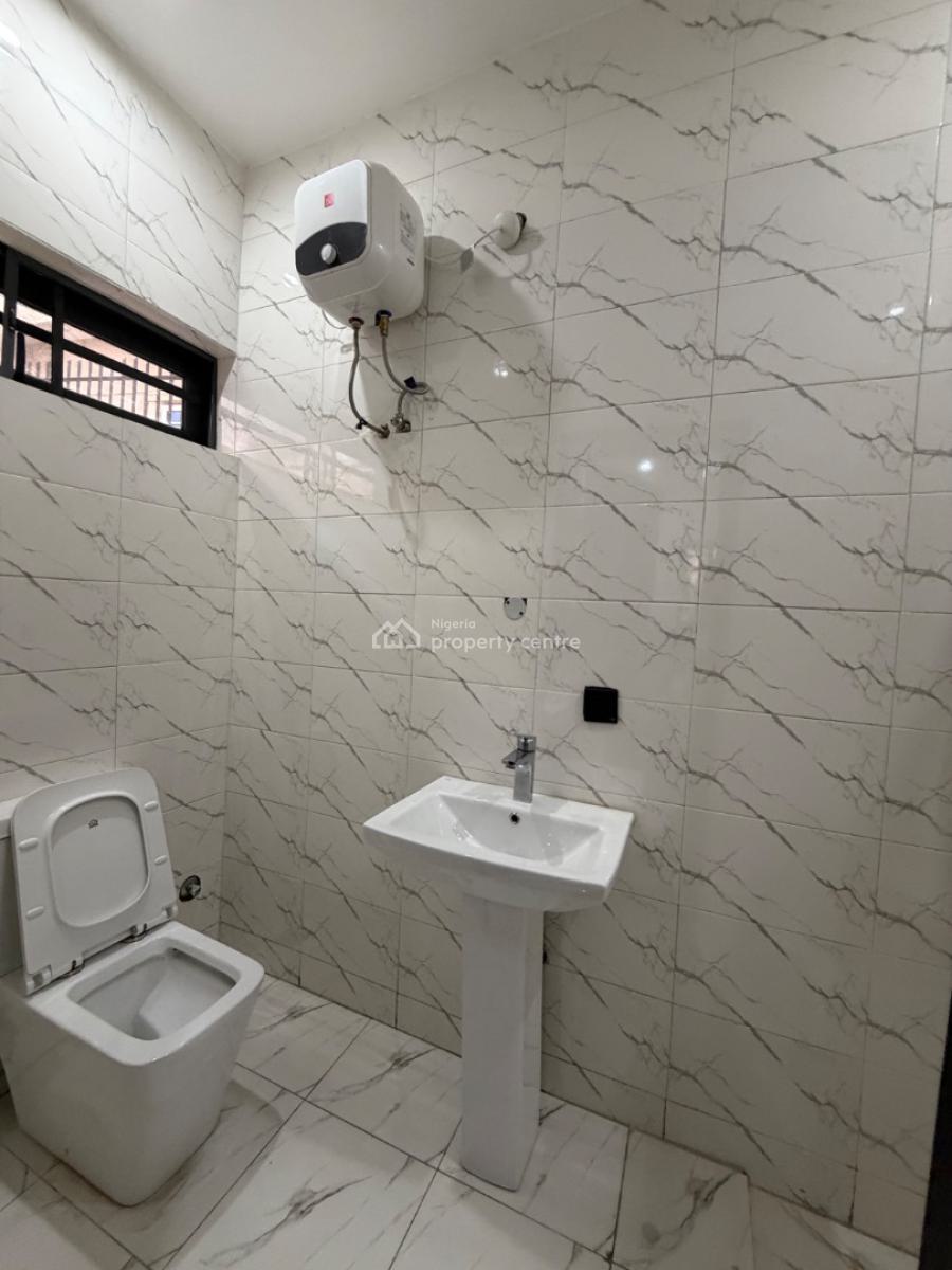 Fairly Used 4 Bedroom Semi Detached Duplex, Extension, Omole Phase 2, Ikeja, Lagos, Semi-detached Duplex for Sale