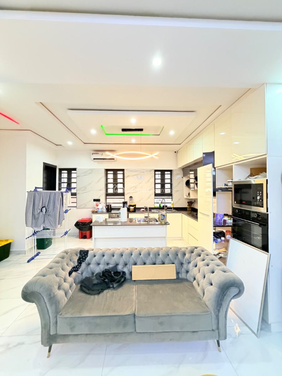 Fairly Used 4 Bedroom Semi Detached Duplex, Extension, Omole Phase 2, Ikeja, Lagos, Semi-detached Duplex for Sale