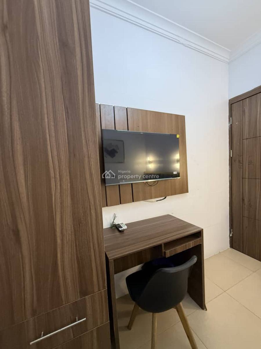 a Fully Serviced with 24-hour Power Studio Apartment, Lekki Phase 1, Lekki, Lagos, Self Contain (single Rooms) for Rent
