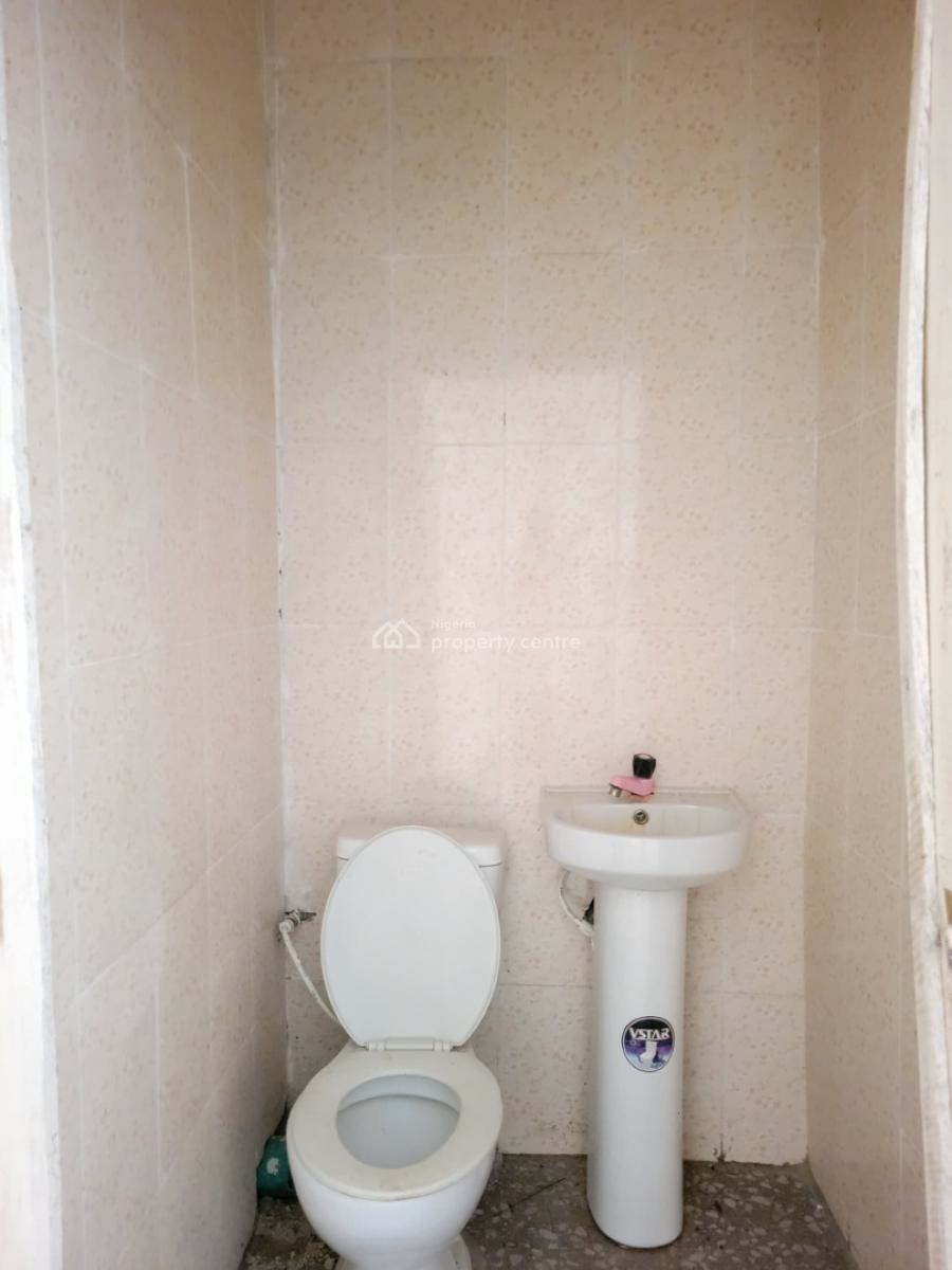 Spacious and Standard Room and Parlour, Marina Estate, Badore, Ajah, Lagos, Mini Flat (room and Parlour) for Rent