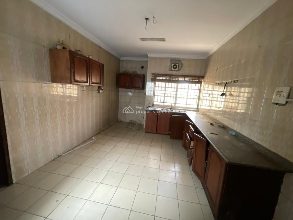 5 Bedrooms Semi Detached Duplex with Boys Quarters, Lekki Phase 1, Lekki, Lagos, Semi-detached Duplex for Rent