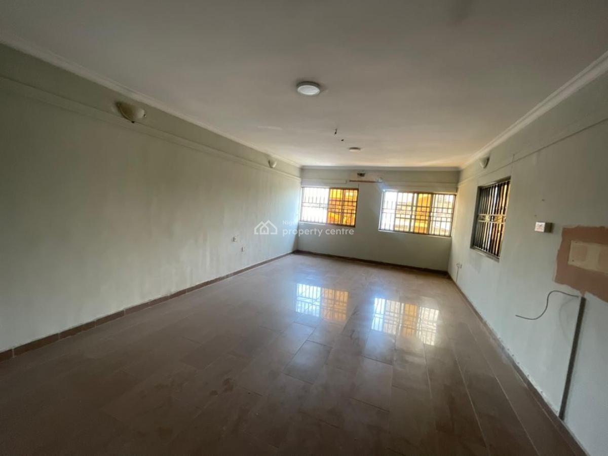 5 Bedrooms Semi Detached Duplex with Boys Quarters, Lekki Phase 1, Lekki, Lagos, Semi-detached Duplex for Rent