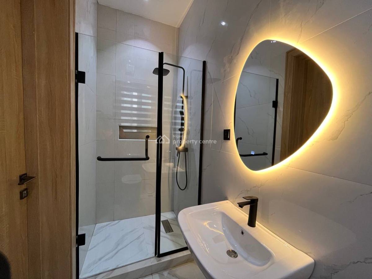 Luxurious 2 Bedrooms Apartment, Ladoke Akintola, Ikeja Gra, Ikeja, Lagos, Flat / Apartment Short Let