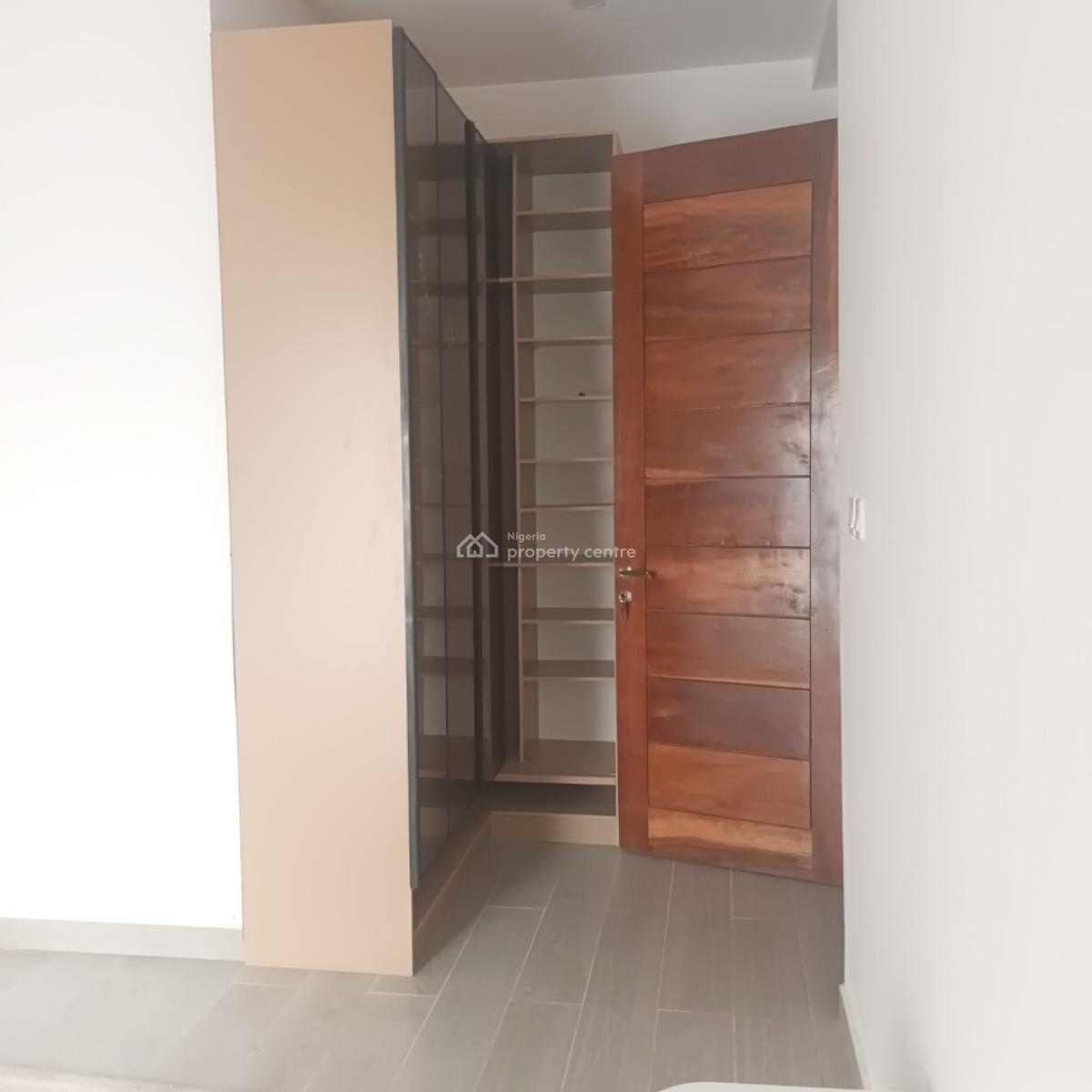 2 Bedroom Apartment, Ikate, Lekki, Lagos, Block of Flats for Sale