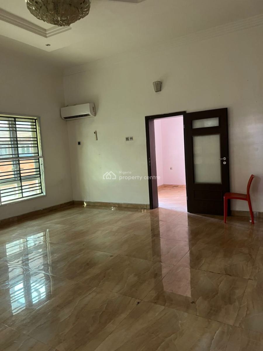 Spacious Studio Apartment Downstairs, Southlake Estate, Spg Road, Ologolo Lekki Lagos, Ologolo, Lekki, Lagos, Self Contain (single Rooms) for Rent