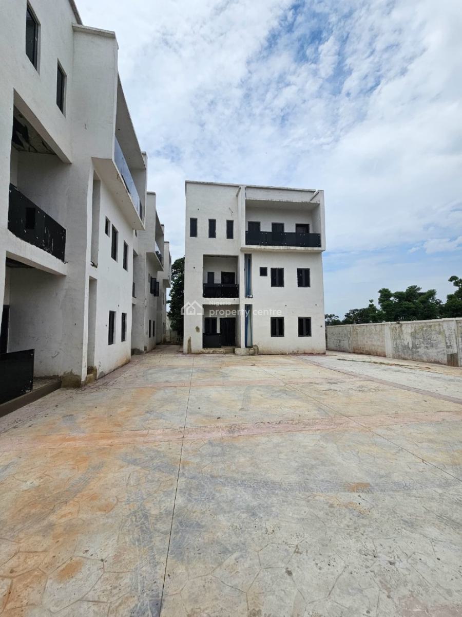 5 Bedroom Town House with Bq, Gaduwa, Abuja, House for Sale