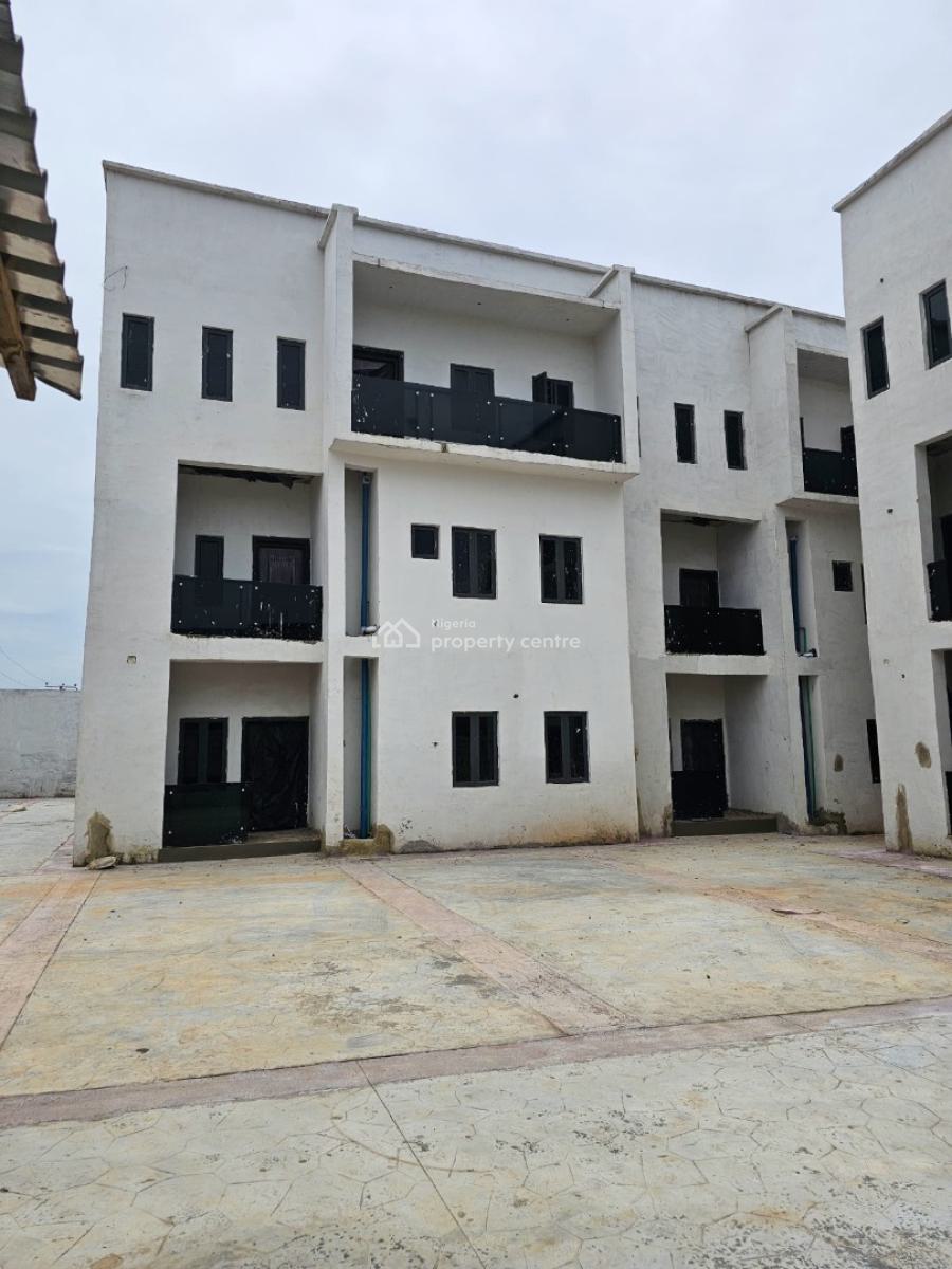 5 Bedroom Town House with Bq, Gaduwa, Abuja, House for Sale
