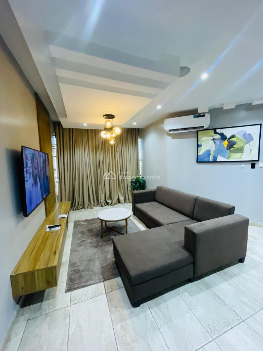 2 Bedrooms Flat, Close to Nike Art Gallery, Lekki Phase 1, Lekki, Lagos, Flat / Apartment Short Let