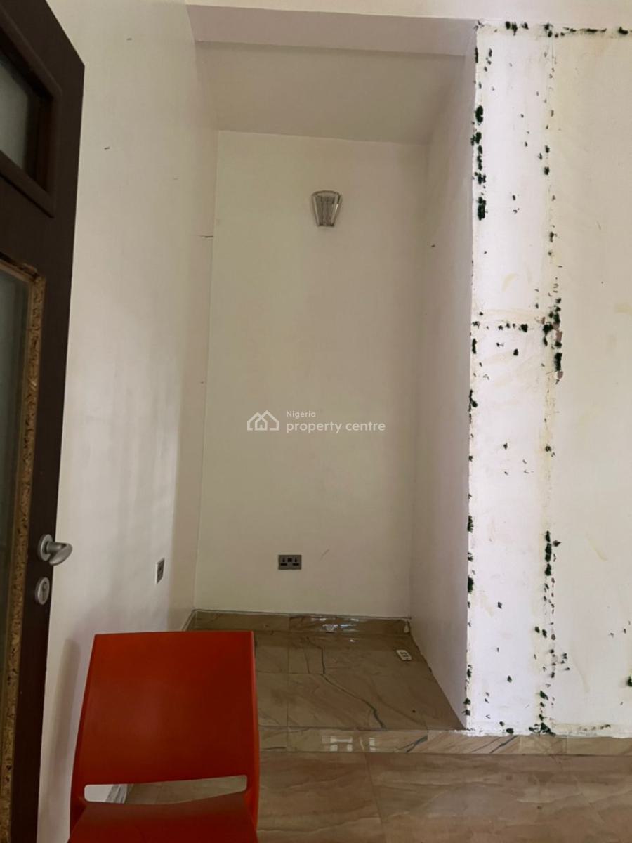 Spacious Studio Apartment at Ologolo Lekki, Ogochukwu Orji Street  Westgate Estate Spg, Ologolo, Lekki, Lagos, Self Contain (single Rooms) for Rent