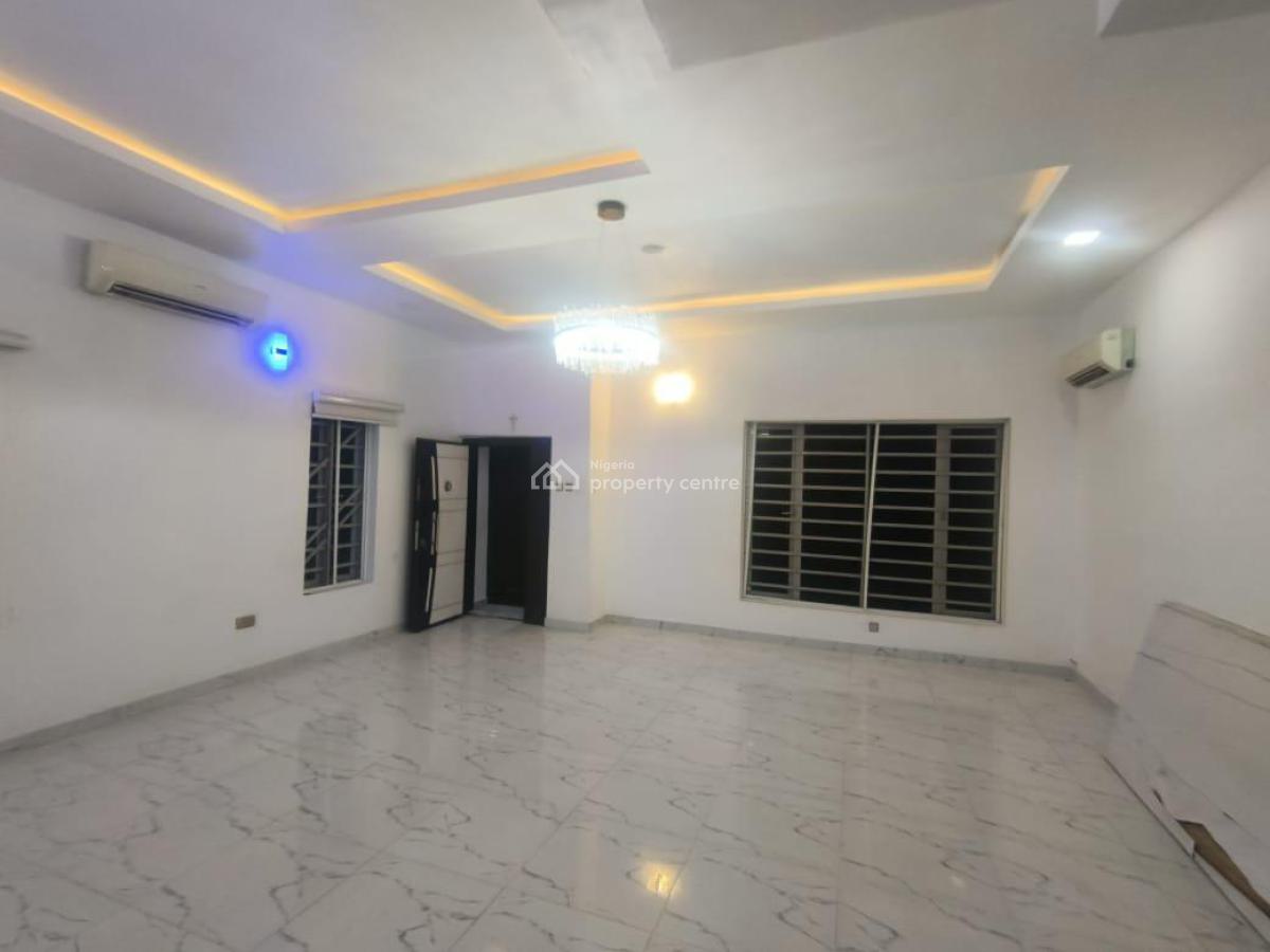 4-bedroom Semi-detached + Bq, Osapa, Lekki, Lagos, Flat / Apartment for Rent