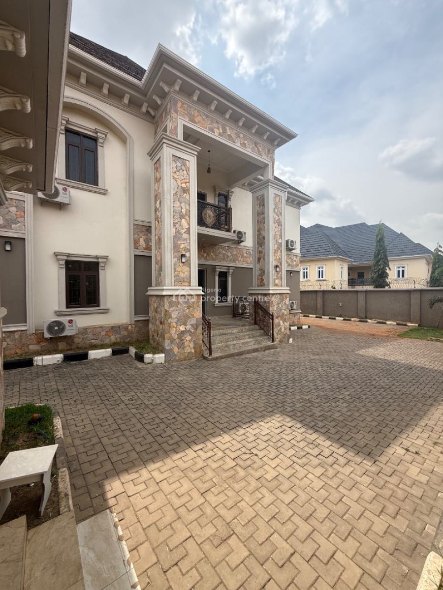 Tastefully Finished and Serviced 5 Bedroom Fully Detached Duplex, Guzape, Guzape District, Abuja, Detached Duplex for Rent