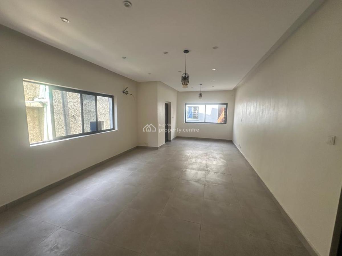 3 Bedroom Luxury Apartment, Mcneil Road, Sabo, Yaba, Lagos, Flat / Apartment for Rent