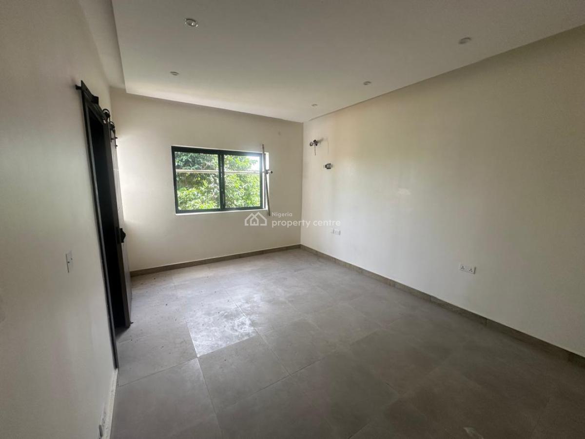 3 Bedroom Luxury Apartment, Mcneil Road, Sabo, Yaba, Lagos, Flat / Apartment for Rent
