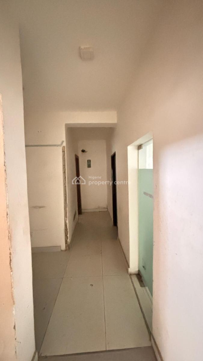 Spacious Fully Detached 5 Bedroom House with 2 Rooms Bq, Lekki Phase 1, Lekki, Lagos, Detached Duplex for Rent