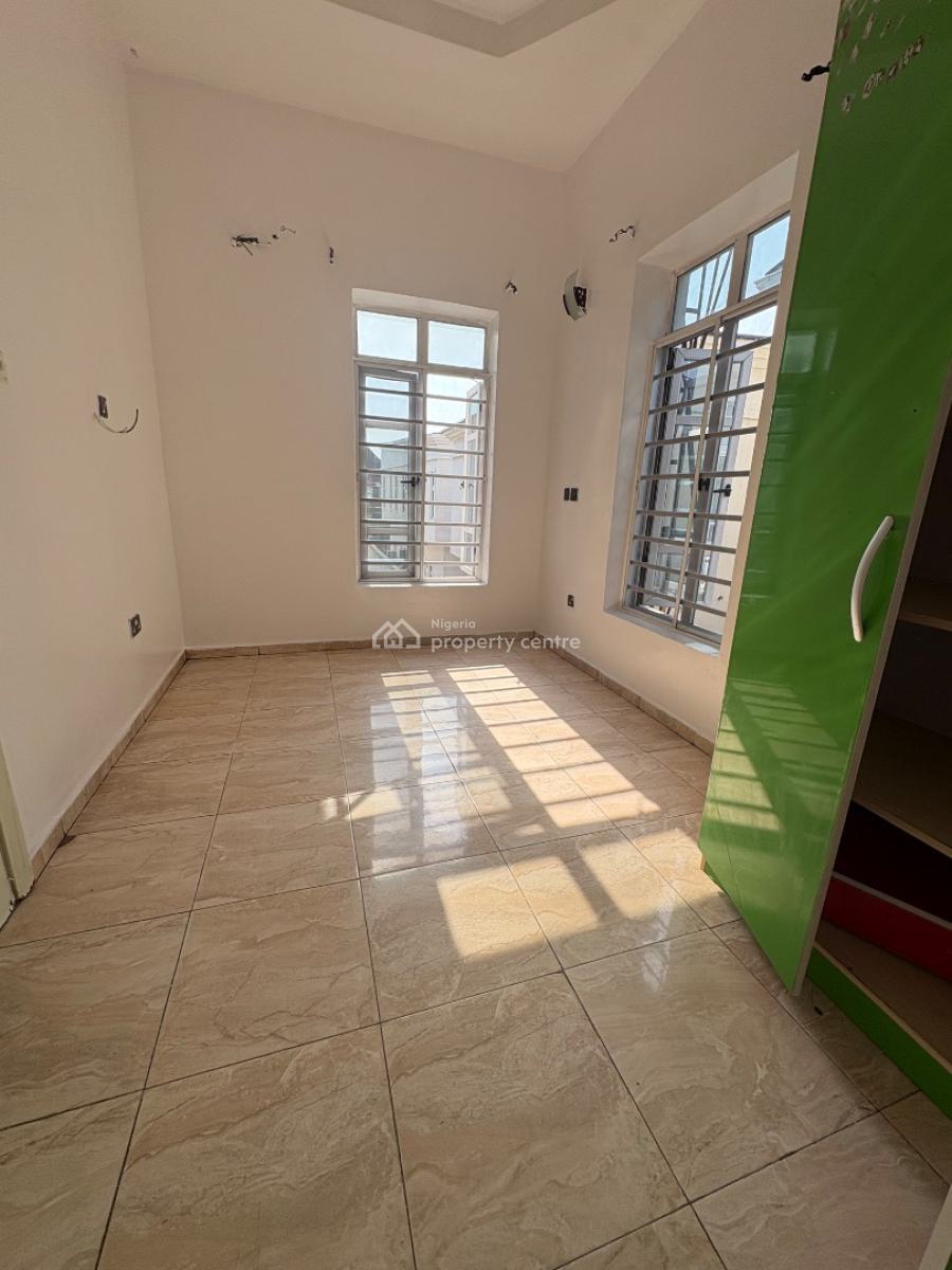 Single Room Shared Apartment, Ikota Villa, Ikota, Lekki, Lagos, House for Rent