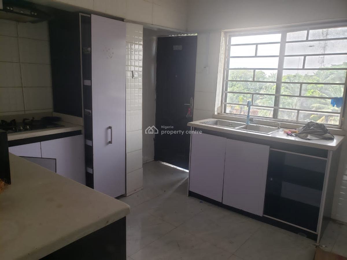 Lovely 2 Bedroom Pent House Apartment, Adeniyi Jones, Ikeja, Lagos, Flat / Apartment for Rent
