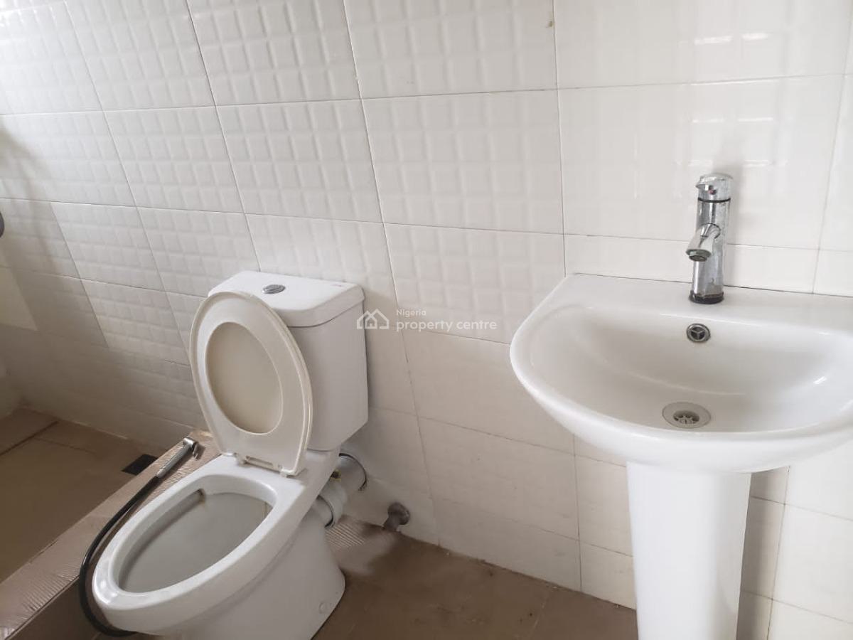 Lovely 2 Bedroom Pent House Apartment, Adeniyi Jones, Ikeja, Lagos, Flat / Apartment for Rent