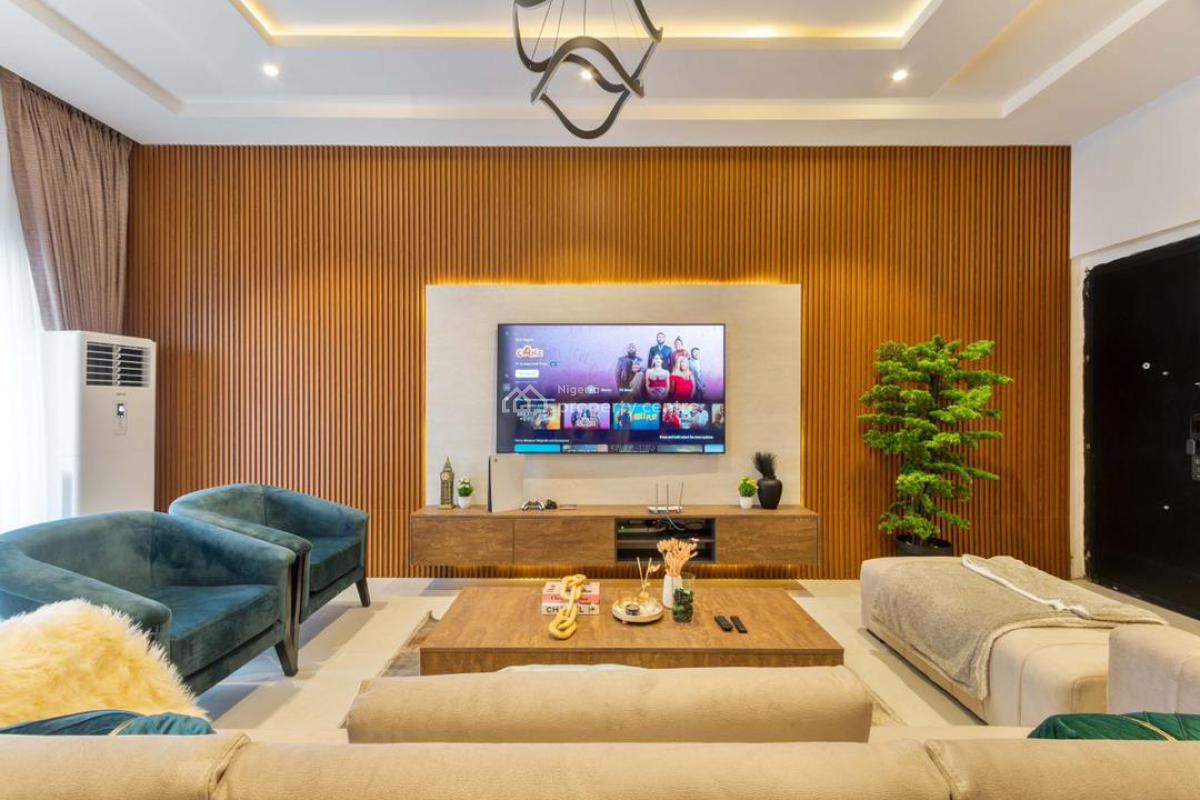 Beautiful 2 Bedroom Apartment, Lekki Phase 1, Lekki, Lagos, Flat / Apartment Short Let