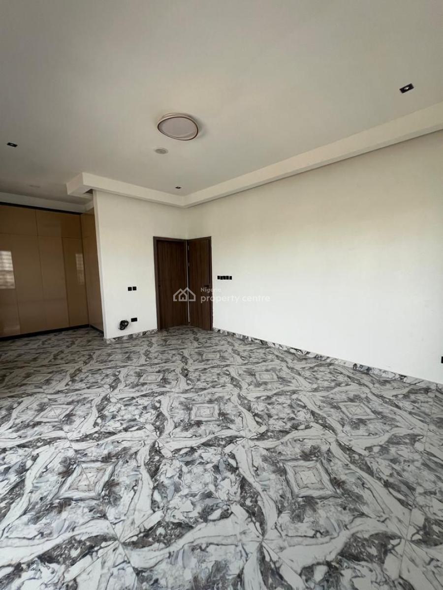 Capacious 4 Bedroom Fully Detached, Abraham Adesanya, Ajah, Lagos, Detached Duplex for Sale