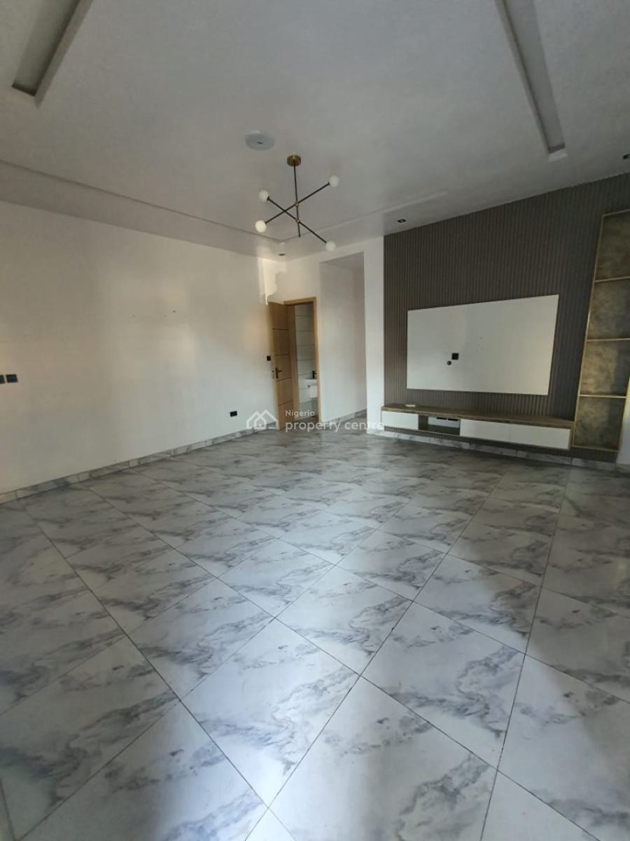 Massive & Exquisite 2-bedroom Upstairs Apartment, Ikate, Lekki, Lagos, Flat / Apartment for Rent