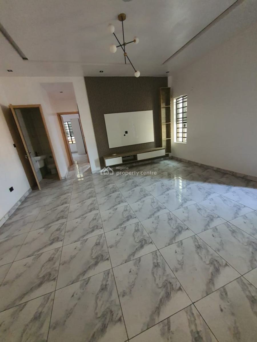 Massive & Exquisite 2-bedroom Upstairs Apartment, Ikate, Lekki, Lagos, Flat / Apartment for Rent