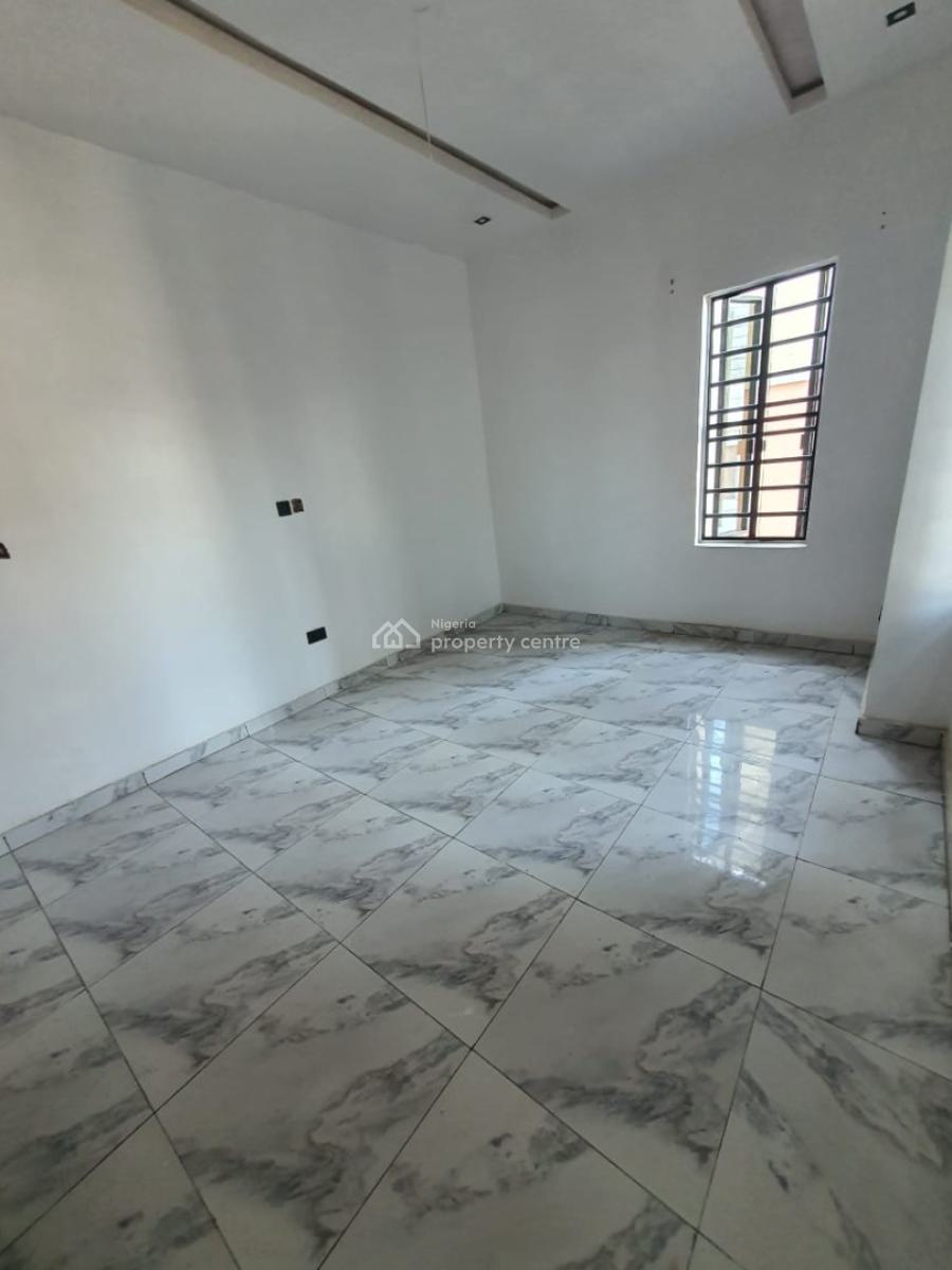Massive & Exquisite 2-bedroom Upstairs Apartment, Ikate, Lekki, Lagos, Flat / Apartment for Rent