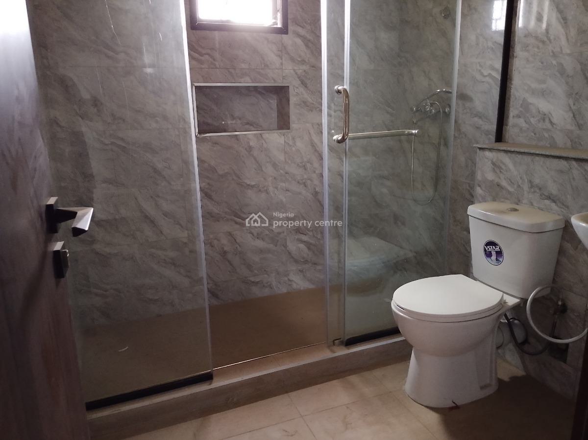 Tastefully Finished 4 Bedroom Terraced Duplex with Bq, By The American International School, Durumi, Abuja, Terraced Duplex for Rent