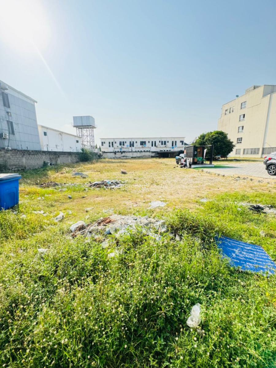 Land Size: 689 Sqm, Orchid Road Facing The Road, Lekki, Lagos, Mixed-use Land for Sale