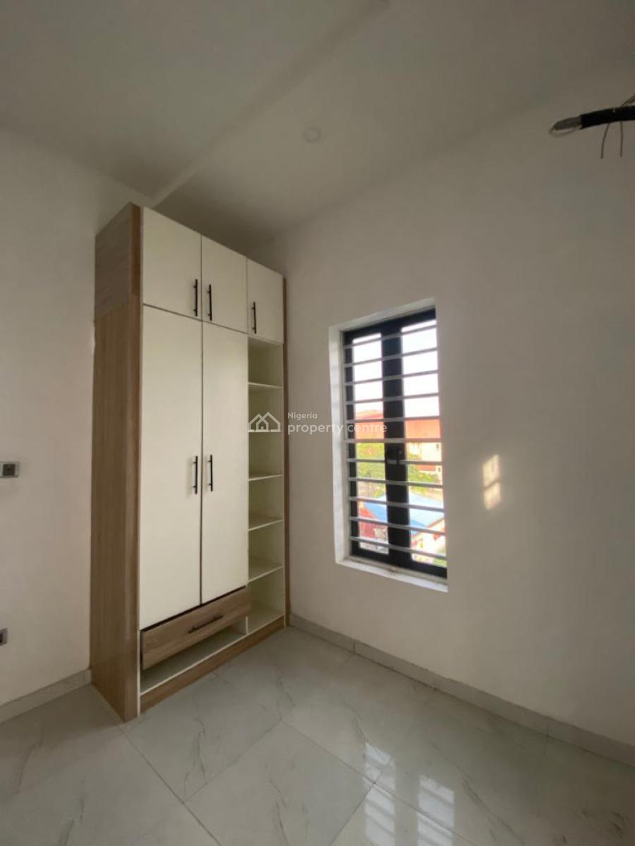 Spacious Semi Master with Shared Kitchen, Orchid Road, Lekki, Lagos, Self Contain (single Rooms) for Rent