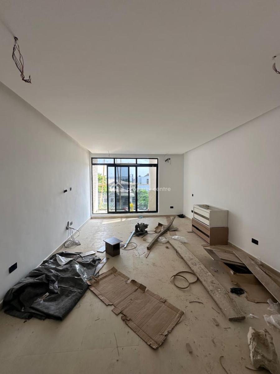 5 Bedroom House with a Pool and Bq, Lekki Phase 1, Lekki, Lagos, Detached Duplex for Sale