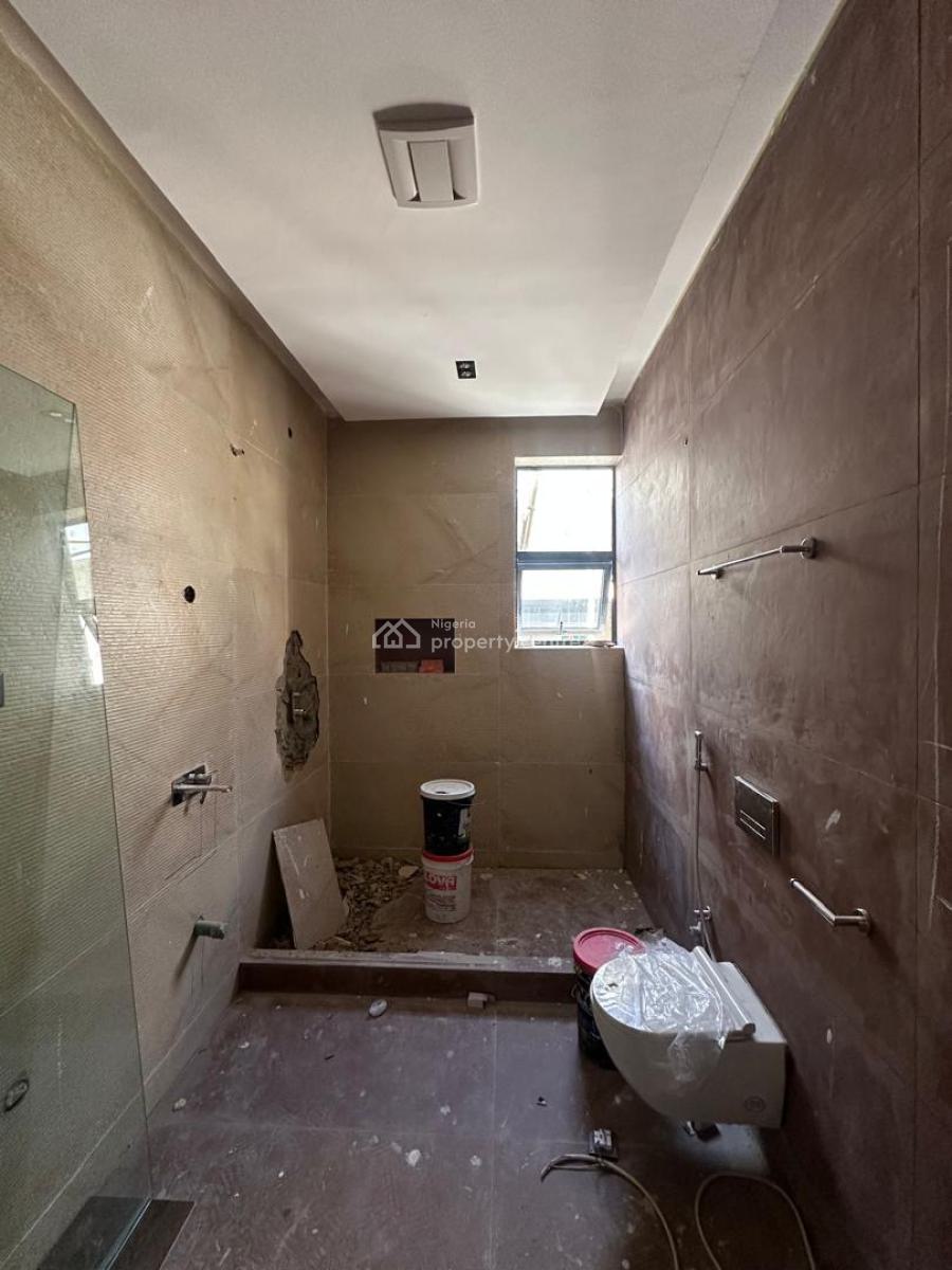 5 Bedroom House with a Pool and Bq, Lekki Phase 1, Lekki, Lagos, Detached Duplex for Sale