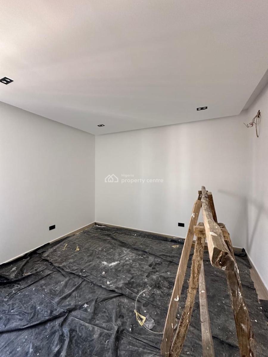 5 Bedroom House with a Pool and Bq, Lekki Phase 1, Lekki, Lagos, Detached Duplex for Sale