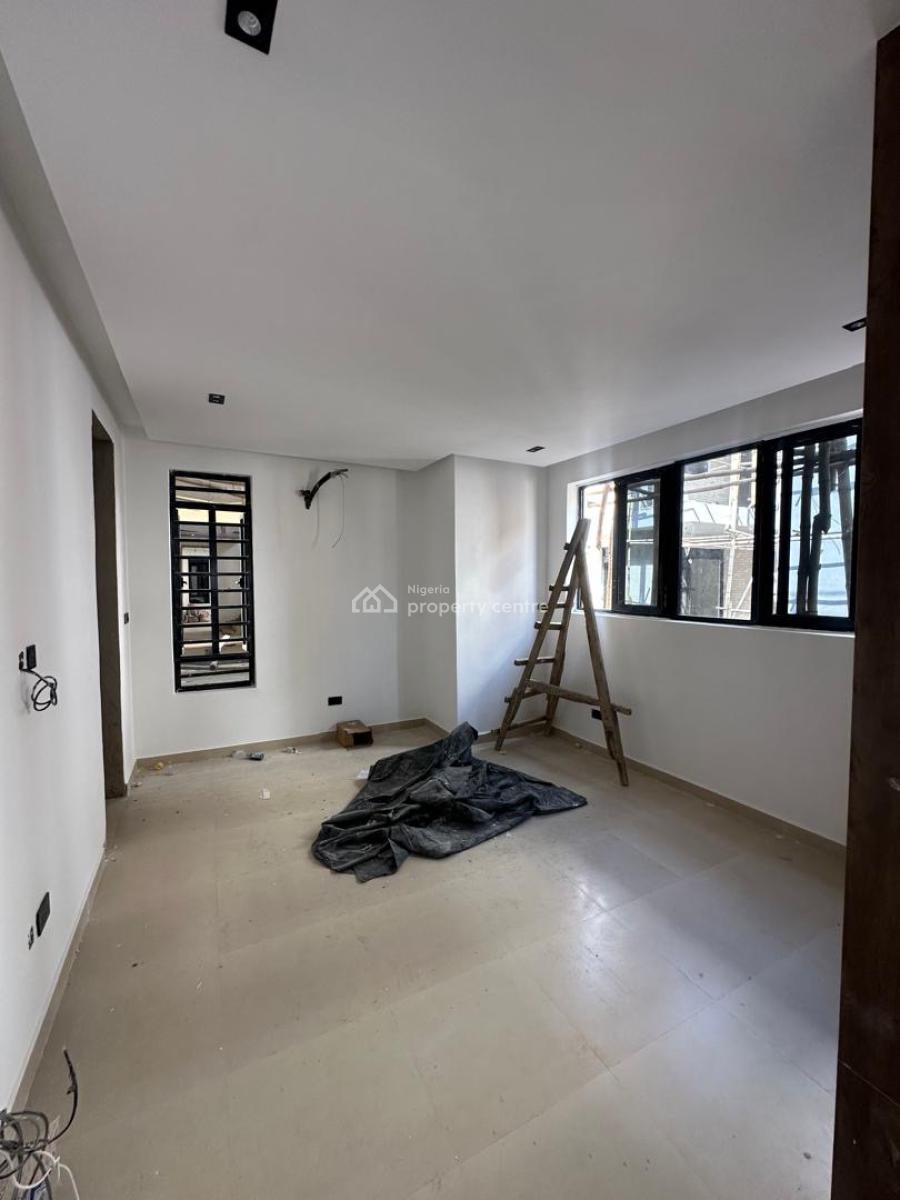 5 Bedroom House with a Pool and Bq, Lekki Phase 1, Lekki, Lagos, Detached Duplex for Sale